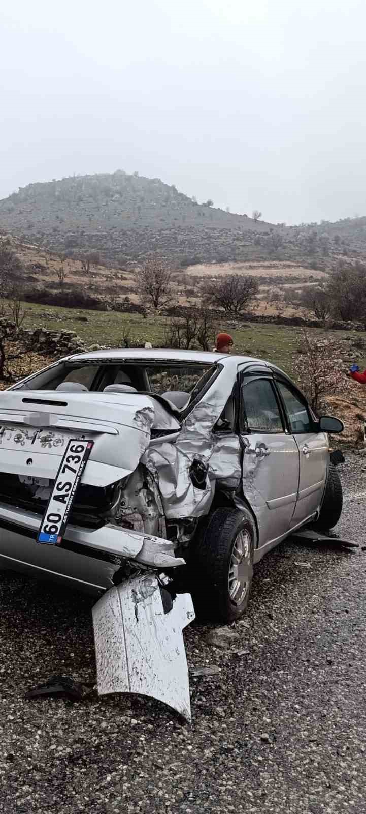 Batman’da otomobil yoldan çıktı: 1 yaralı
