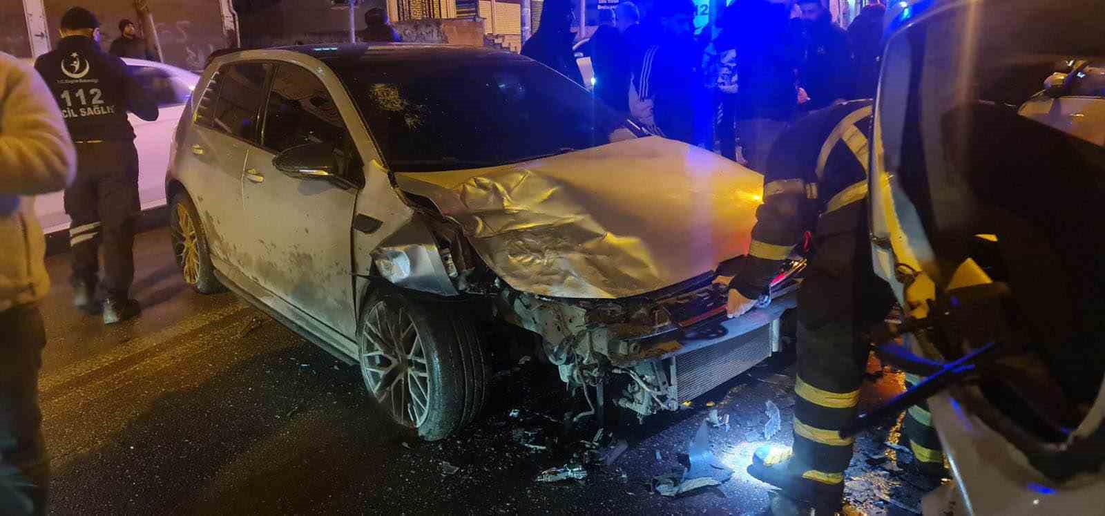 Batman’da trafik kazası güvenlik kamerasına yansıdı
