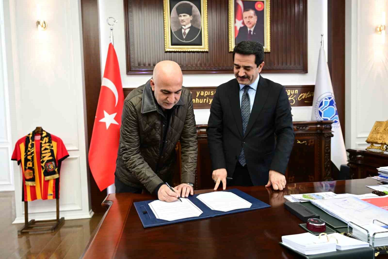 Battalgazi’de yeni taziye evi projesi
Battalgazi’de yeni taziye evi projesi