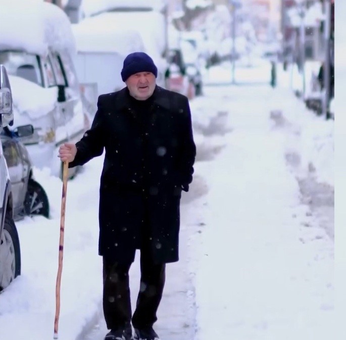 Bayburt kar yağışıyla beyaza büründü
