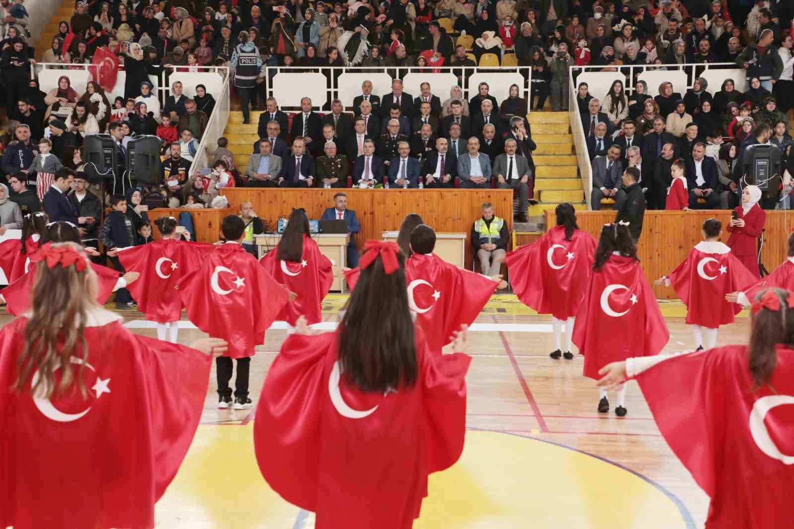 Bayburt’ta 23 Nisan Çocuk Bayramı coşkuyla kutlandı
