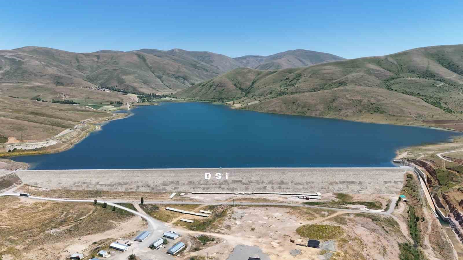 Bayburt’ta 64 bin dekar araziyi sulayacak projelerde çalışmalar sürüyor
