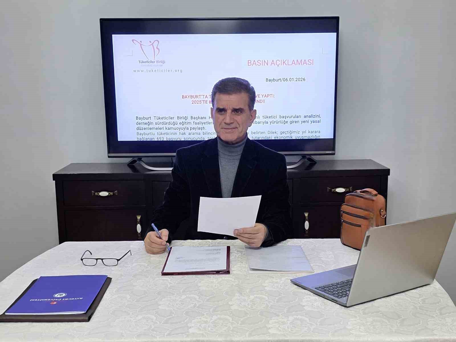 Bayburt’ta 8,7 milyon TL tüketicinin cebinde kaldı
Bayburt’ta 8,7 milyon TL tüketicinin cebinde kaldı