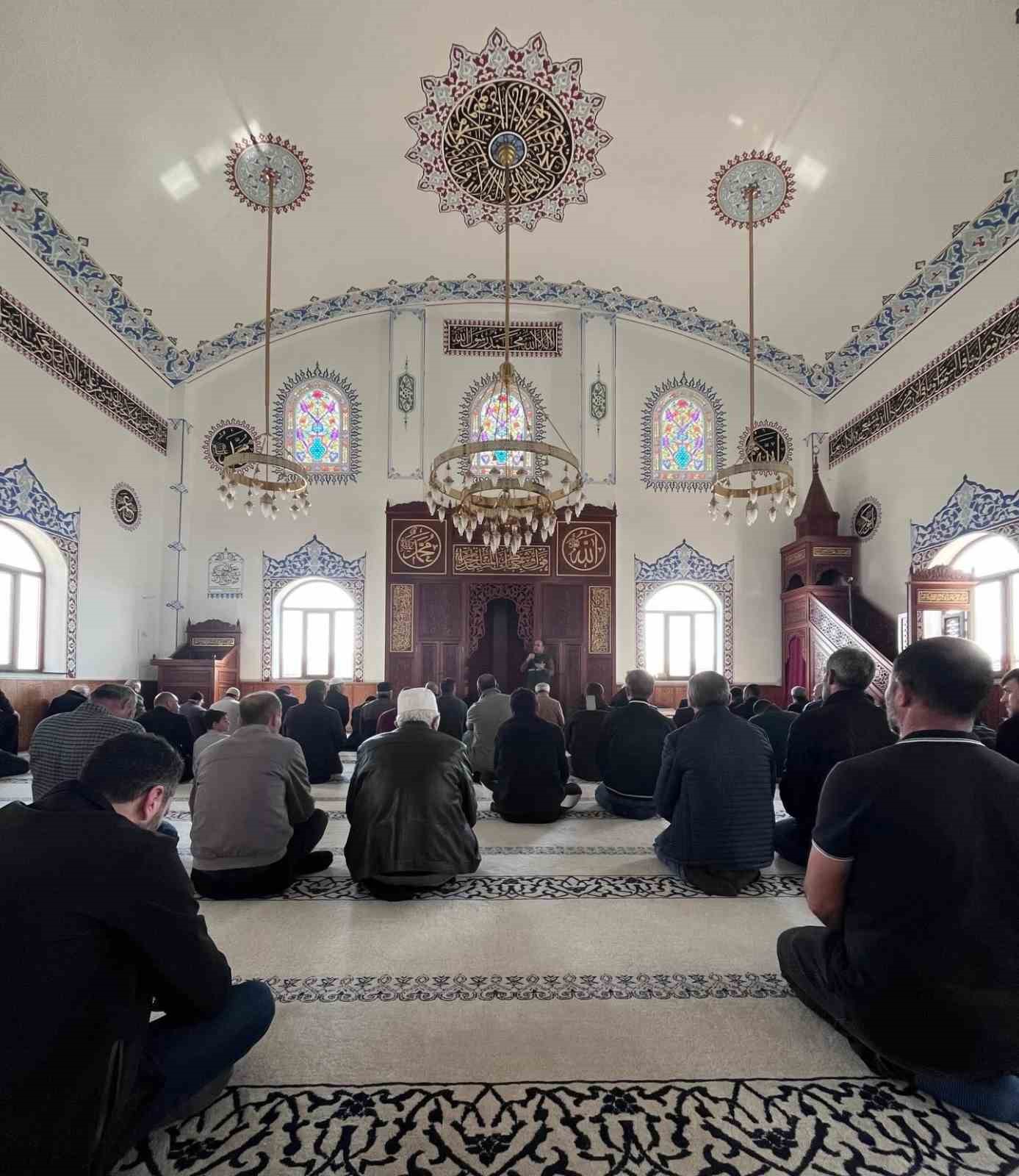 Bayburt’ta cemaate bağımlılık bilgilendirmesi
