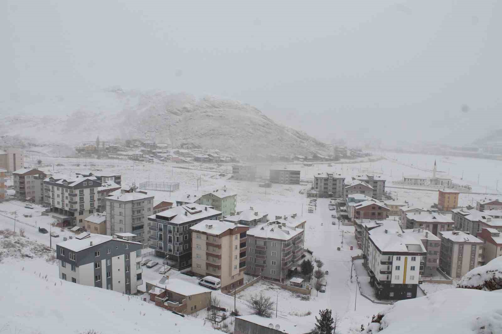 Bayburt’ta don ve çığ tehlikesine karşı meteorolojinin uyarıları sürüyor
