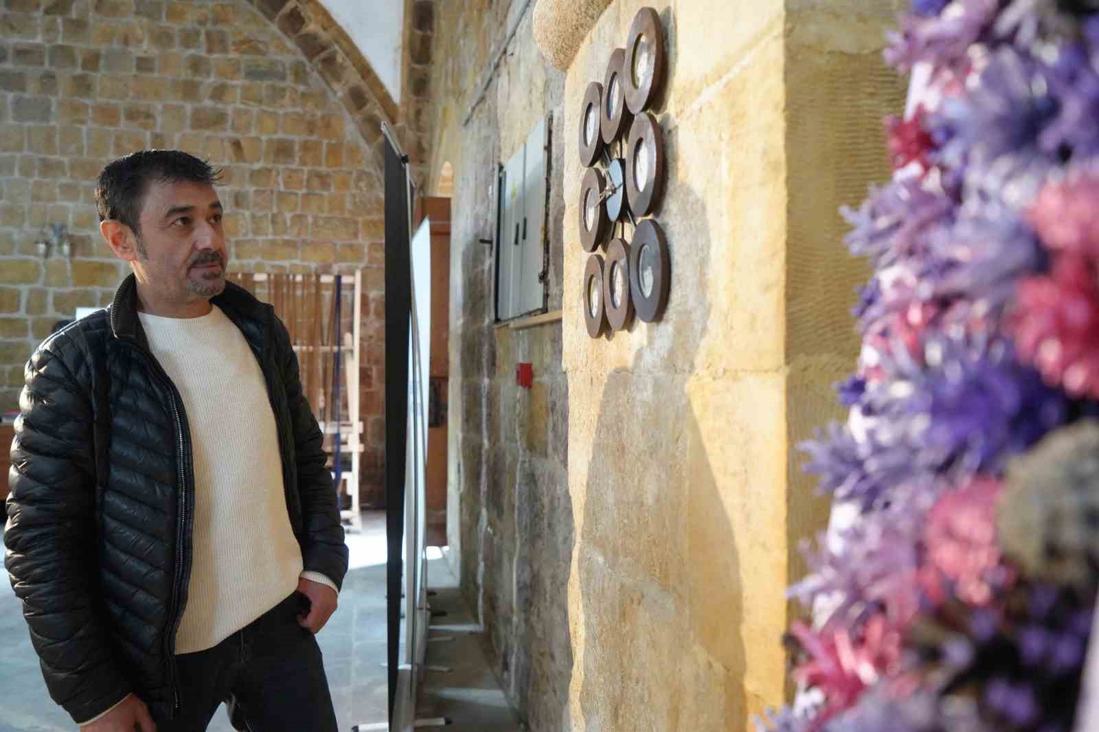 Bayburt’ta geri dönüşüm malzemeleri kadın eliyle sanata dönüştü
