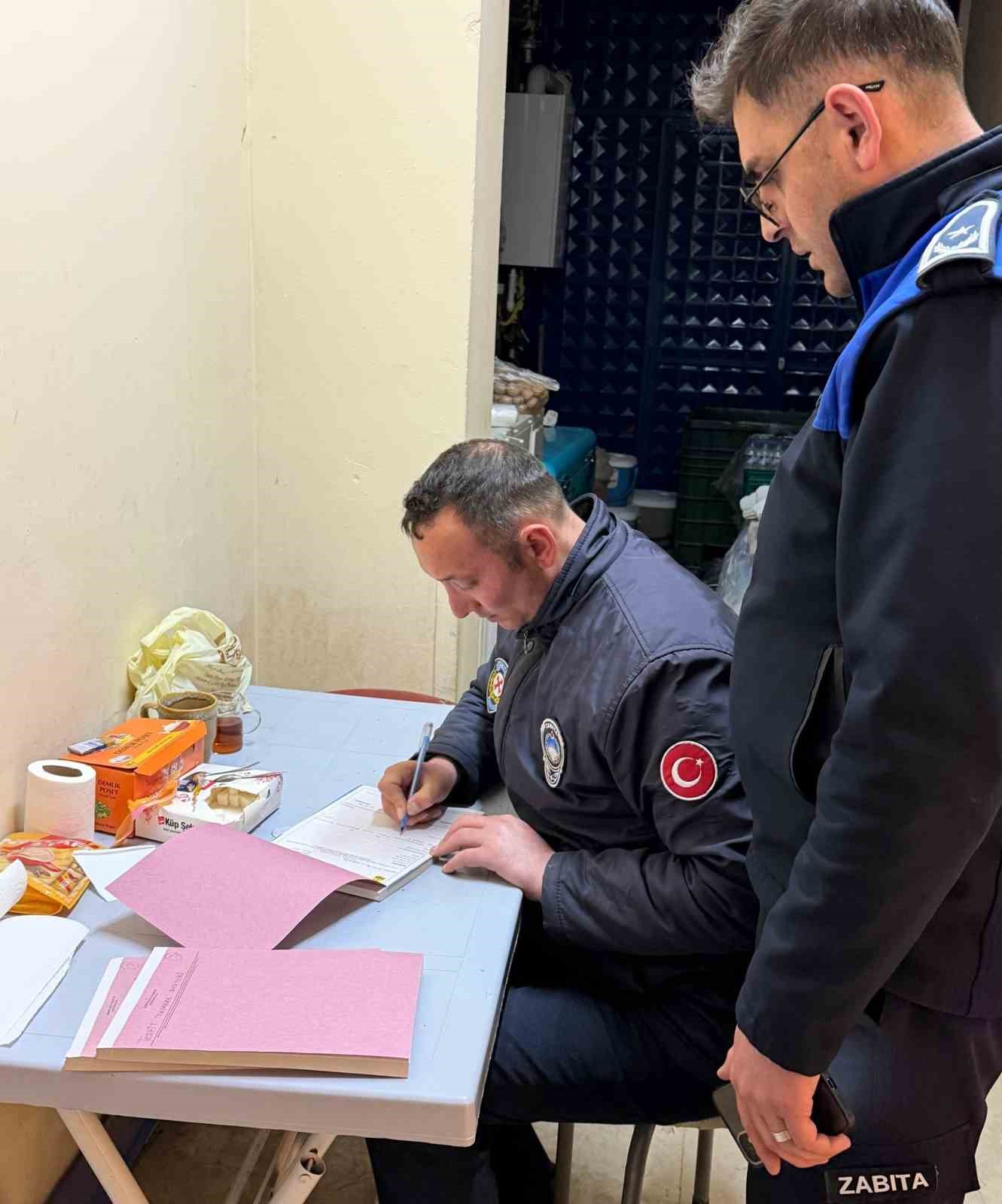 Bayburt’ta marketlere sıkı denetim
