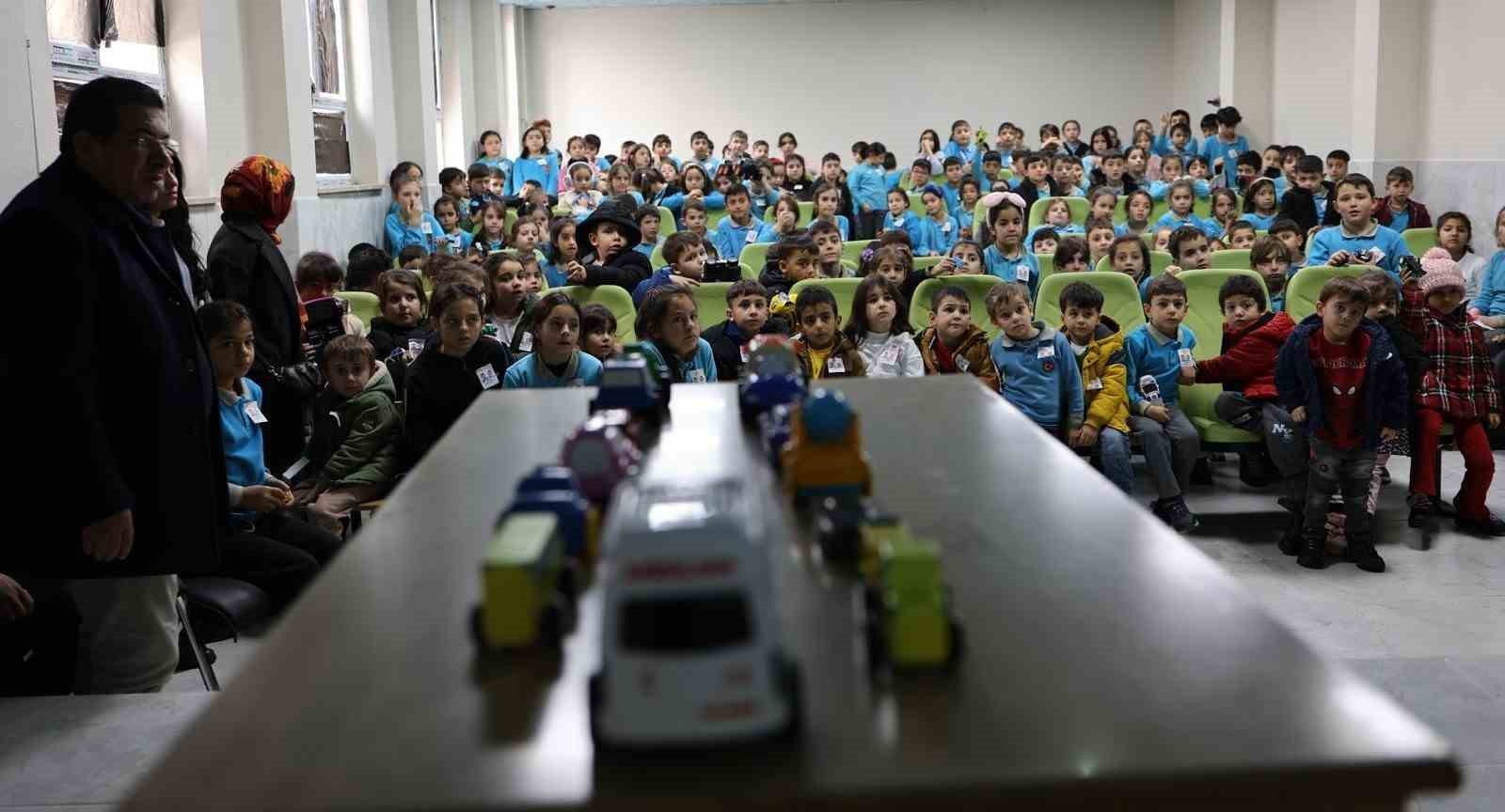 Bayburt’ta öğrencilere yönelik sağlık eğitimi sürüyor
