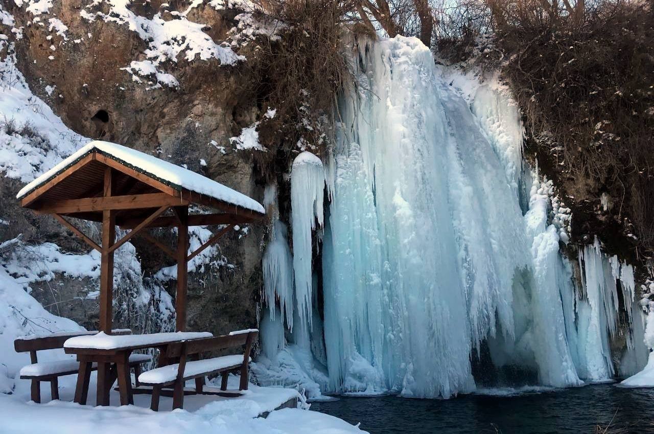 Bayburt’ta Sırakayalar Şelalesi buz tuttu
Bayburt’ta Sırakayalar Şelalesi buz tuttu