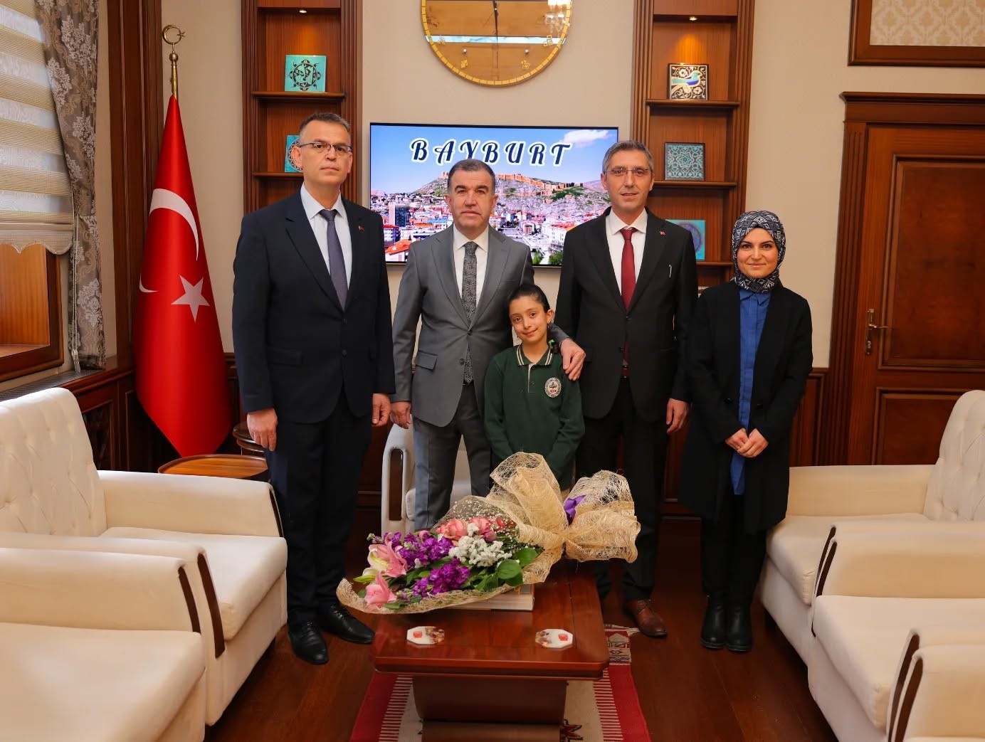 Bayburt’ta vali koltuğuna Ecren Nisa oturdu
