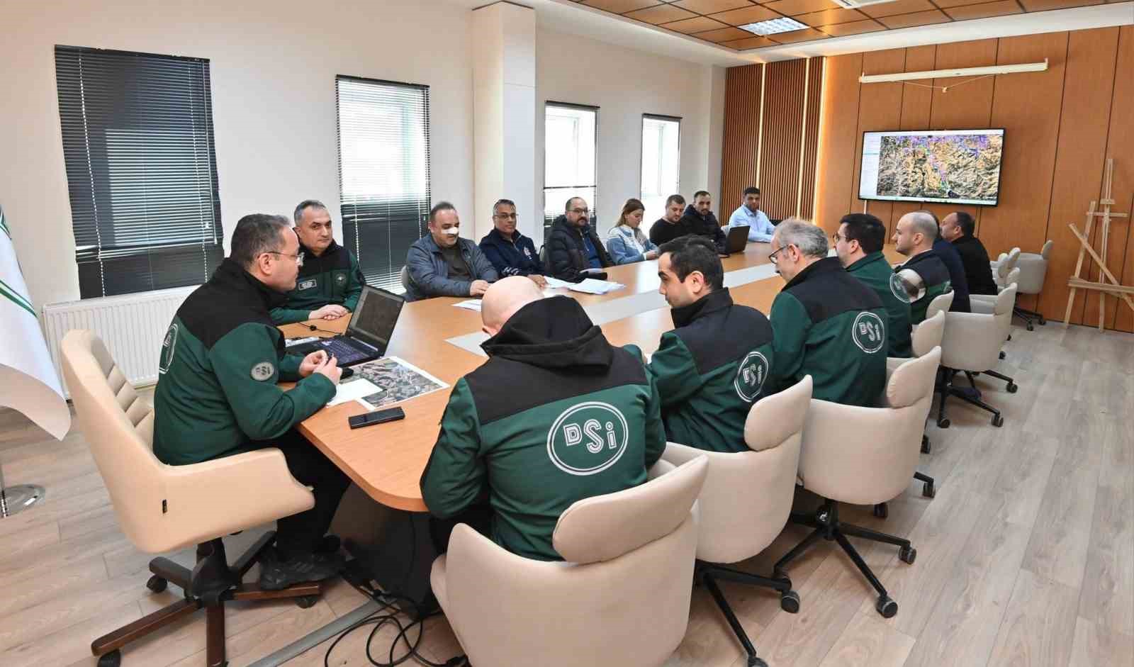 Bayburt’taki arazi toplulaştırma ve sulama çalışmaları değerlendirildi
