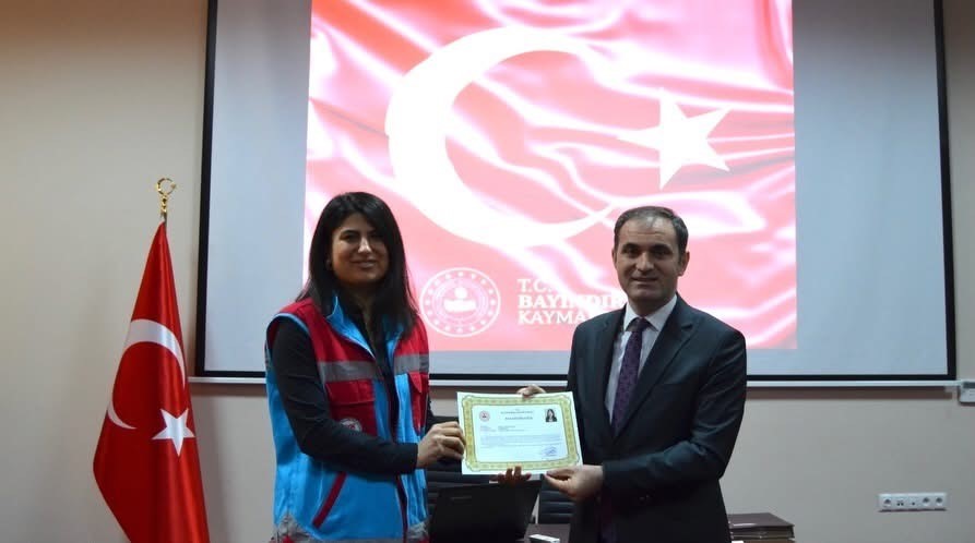 Bayındır Sosyal Yardımlaşma Vakfı, çalışma performansı ile İzmir’de birinci oldu
