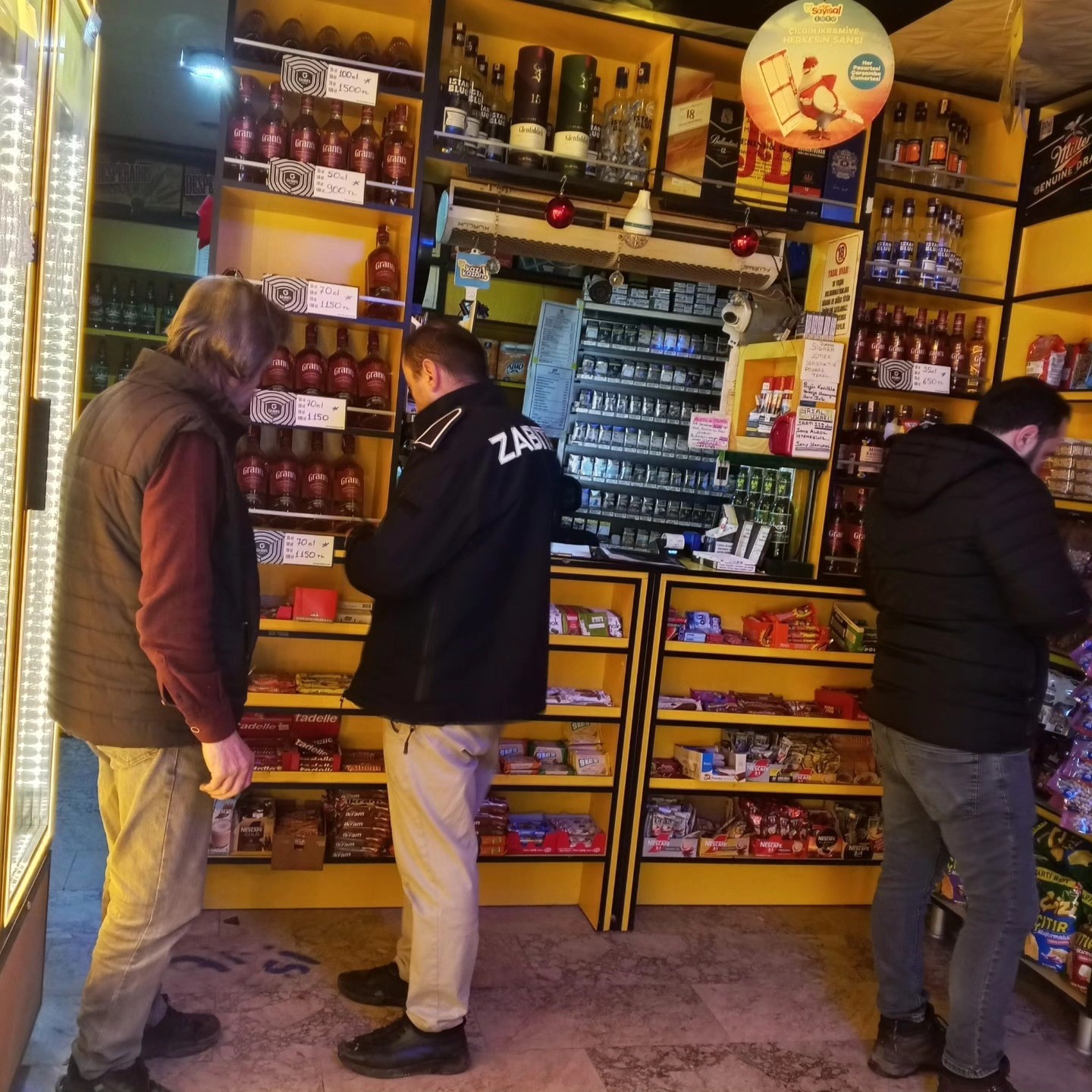 Bayırköy’de yılbaşı öncesi gıda ve esnaf denetimleri gerçekleştirildi
