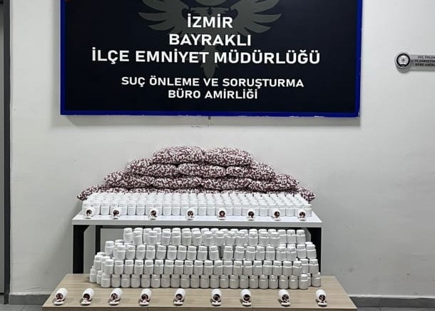 Bayraklı’da binlerce uyuşturucu hap yakalandı
