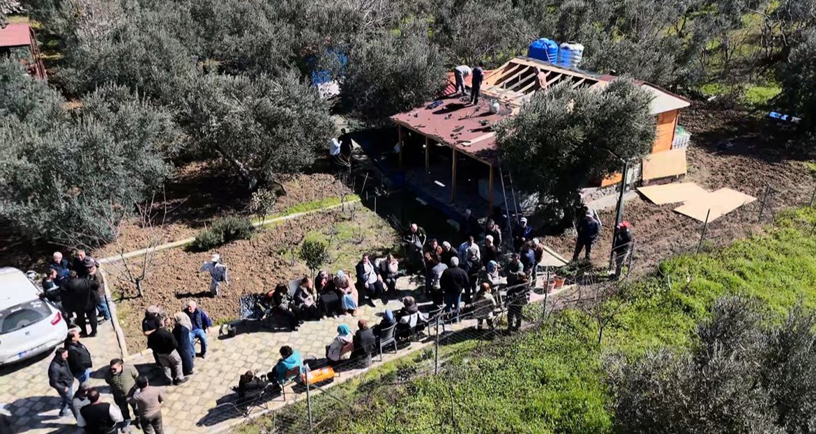 Bayram arifesinde evlerine yıkım ekibi gelince belediye başkanına beddua yağdırdı: "Sana verdiğimiz oylar haram olsun"
