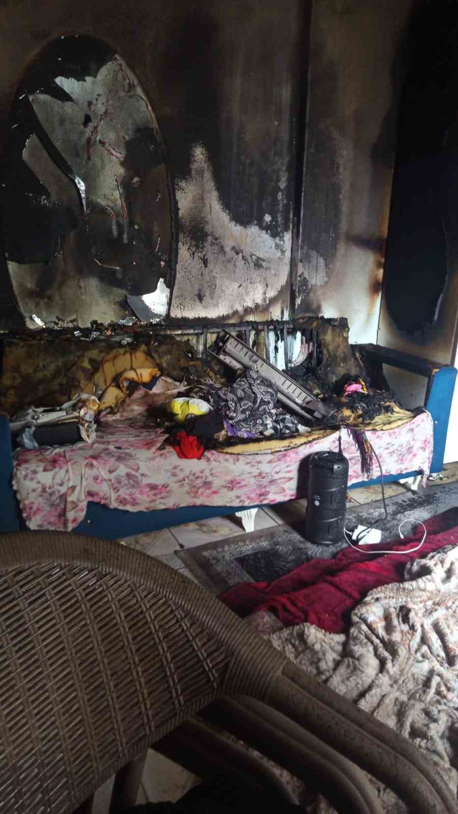 Bayram günü yangın afetini yaşadılar
