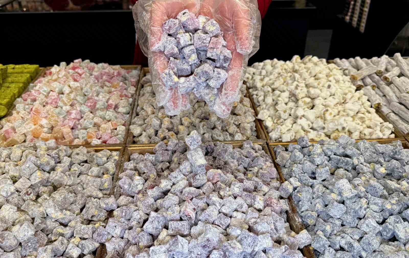 Bayram öncesi lokum ve şekerleme satışları arttı
