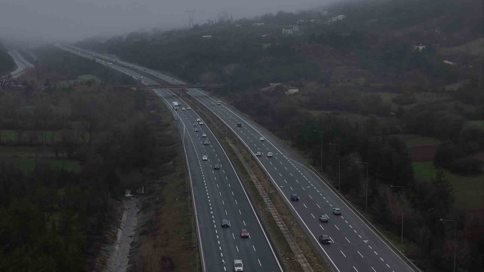 Bayram tatili bitiyor, dönüş başladı: Yollarda bayram trafiği
