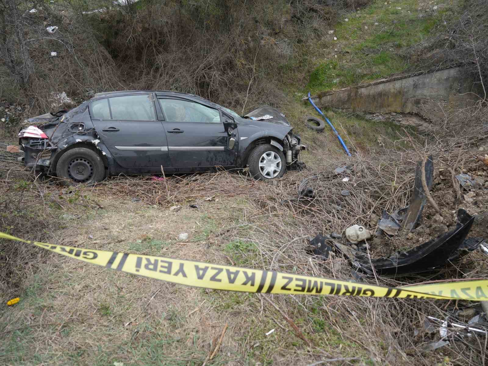 Bayram tatili yolunda feci kaza: 1 ölü, 4 yaralı
