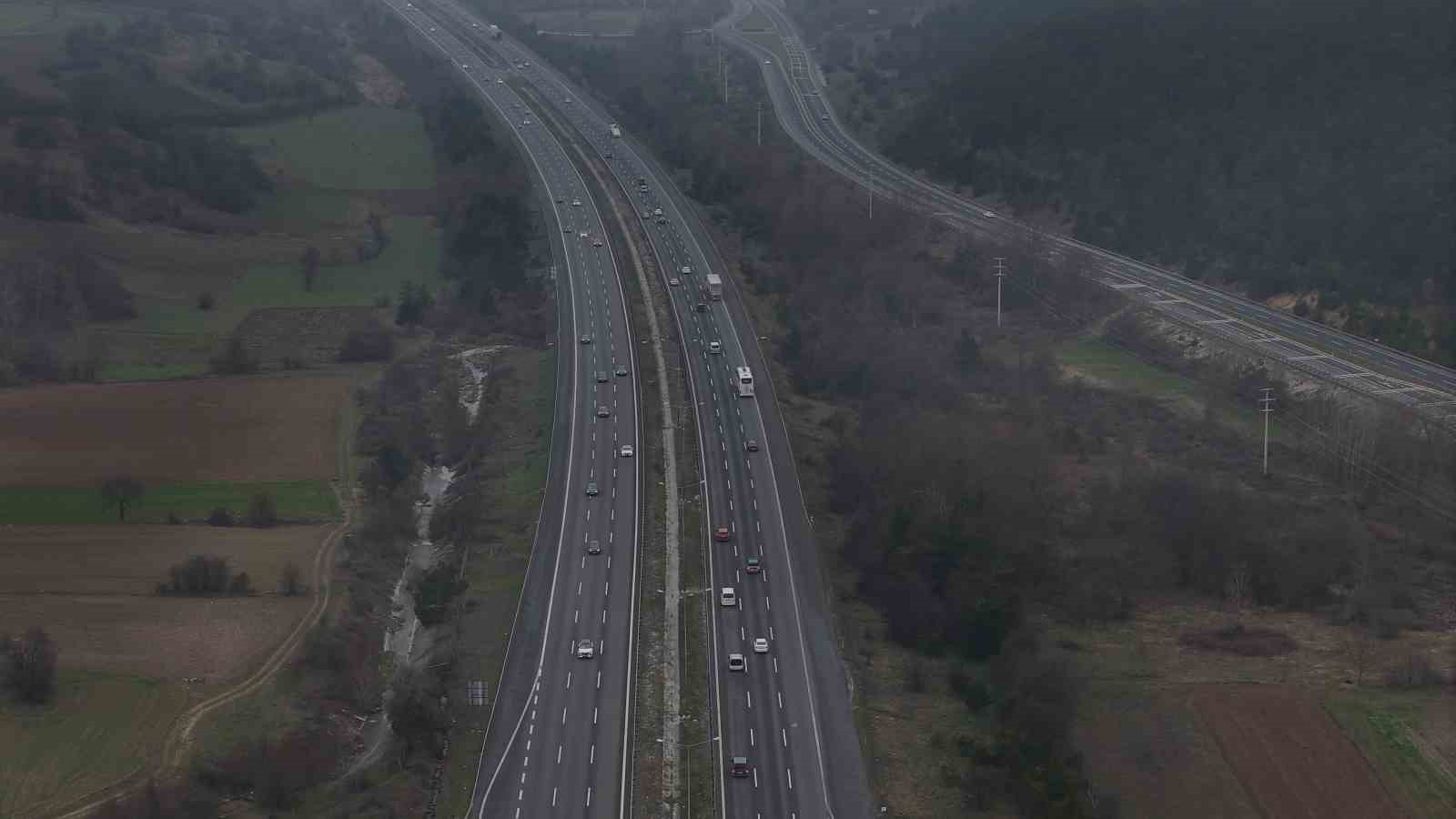 Bayram trafiği Bolu geçişinde artmaya başladı
