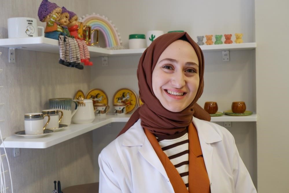 Bayramda çocukları şekerden uzak tutun
Bayramda çocukları şekerden uzak tutun