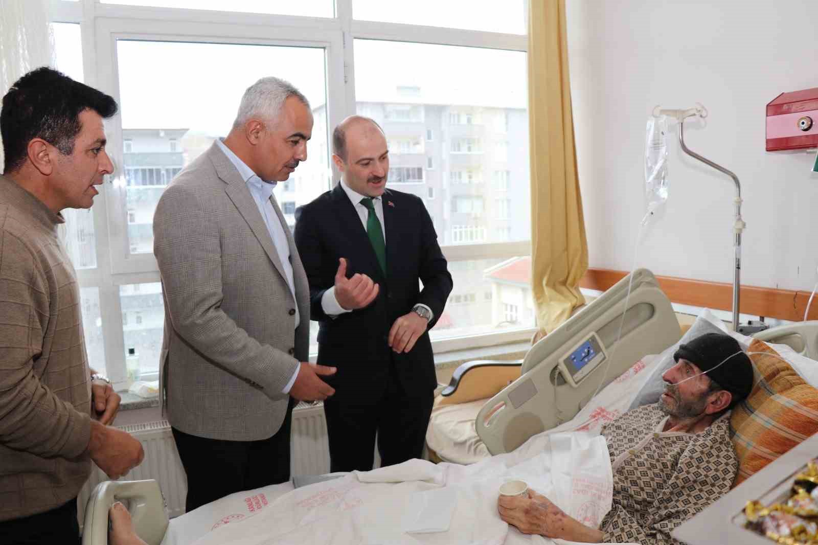 Bayramda hastalar unutulmadı
