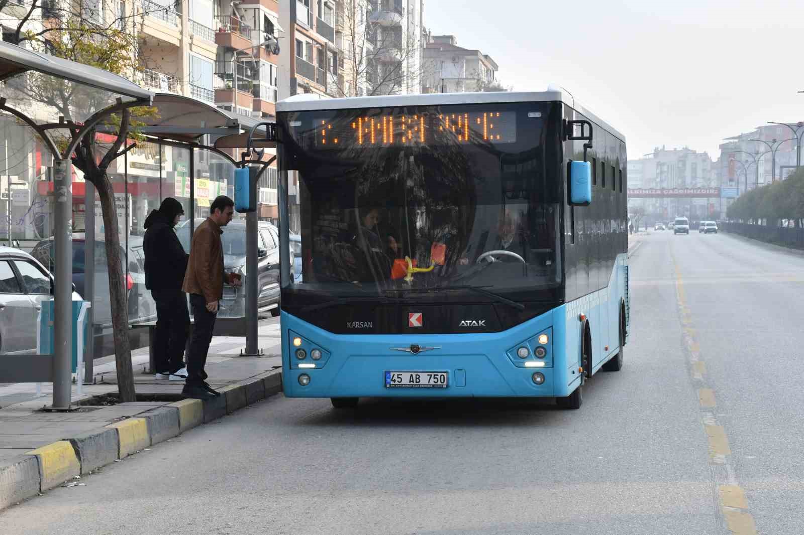 Bayramda Manisalıların cebinde 5 milyon 250 bin TL kaldı

