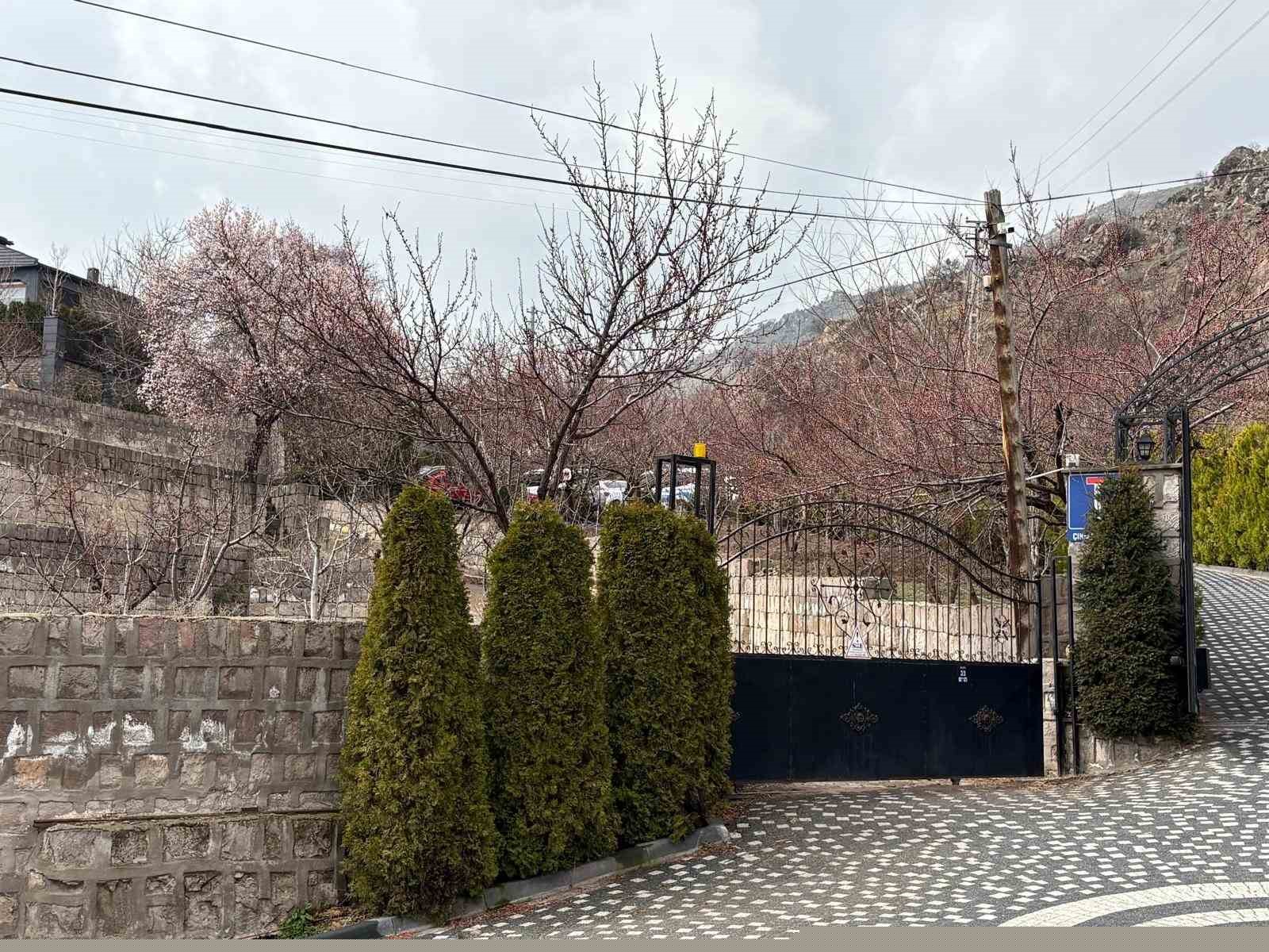 Bayramın ilk günü intihar etti
