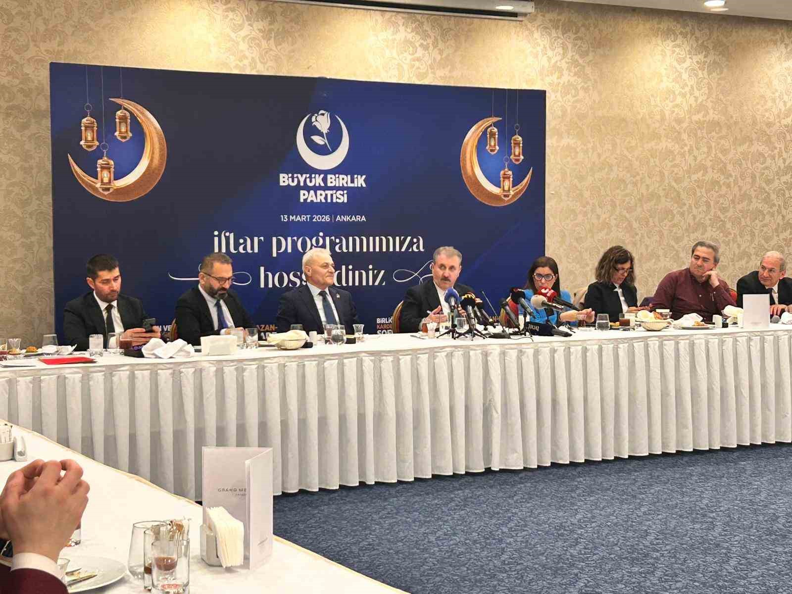 BBP Genel Başkanı Destici: "Ne Amerika’nın, ne İsrail’in barış adına verebilecekleri hiçbir şey yoktur"
