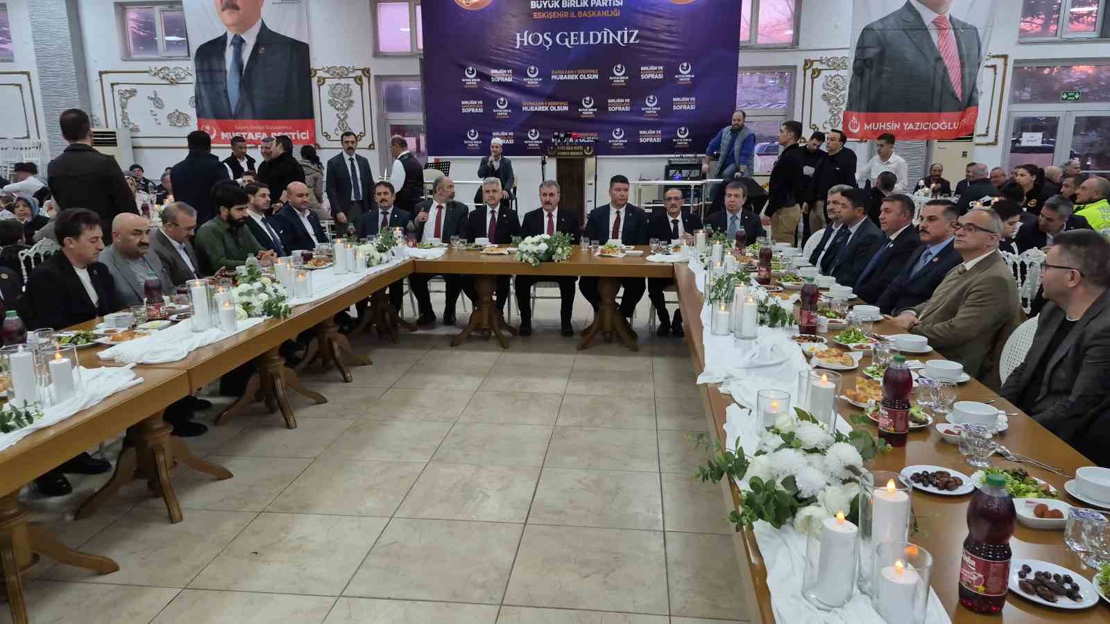 BBP Genel Başkanı Destici: "Zalimlerin de sırası gelecek ve yaptıkları zulümlerin hesabını tek tek ödeyecekler"
