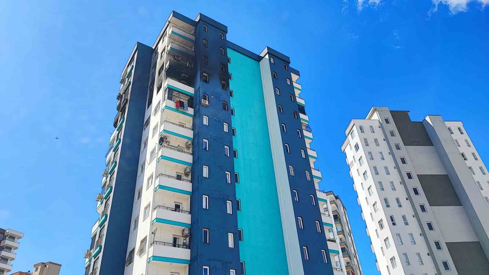 Bebeği götürülünce evi yaktığı öne sürülen kadın faciaya neden oluyordu
