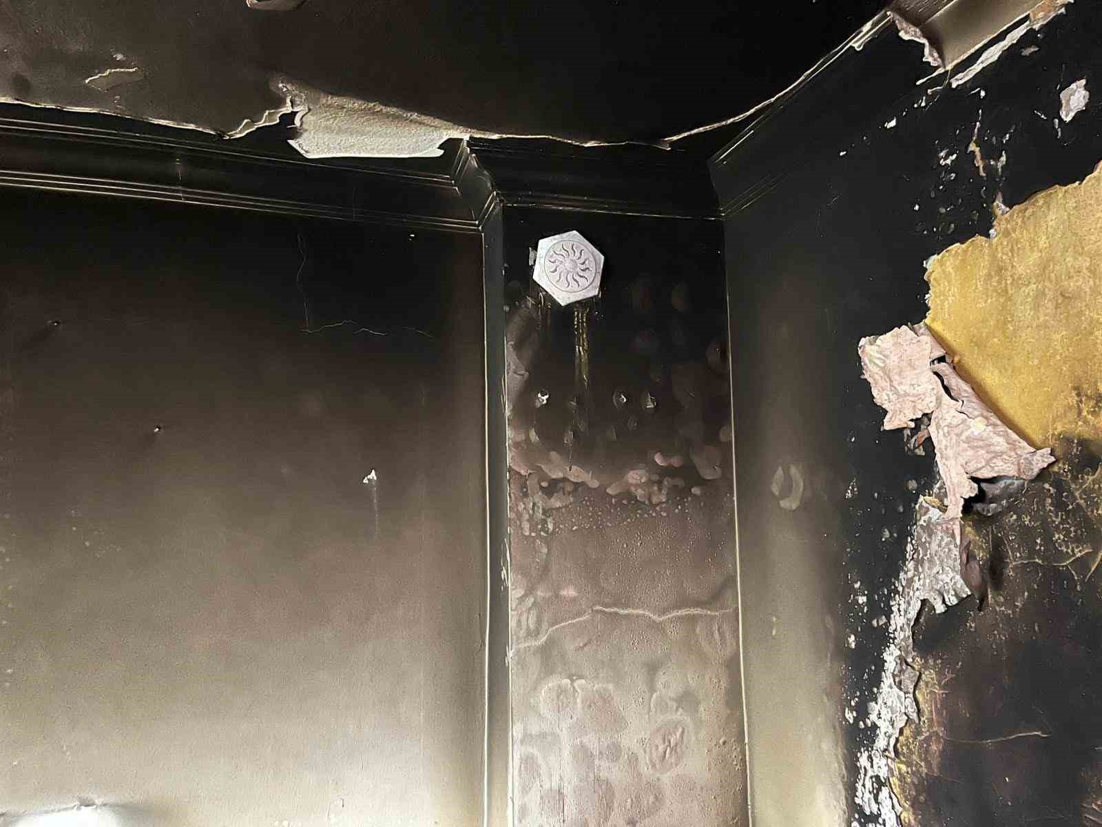 Bebeği üşümesin diye annesine taşındı, döndüğünde evinin kül olduğunu gördü
