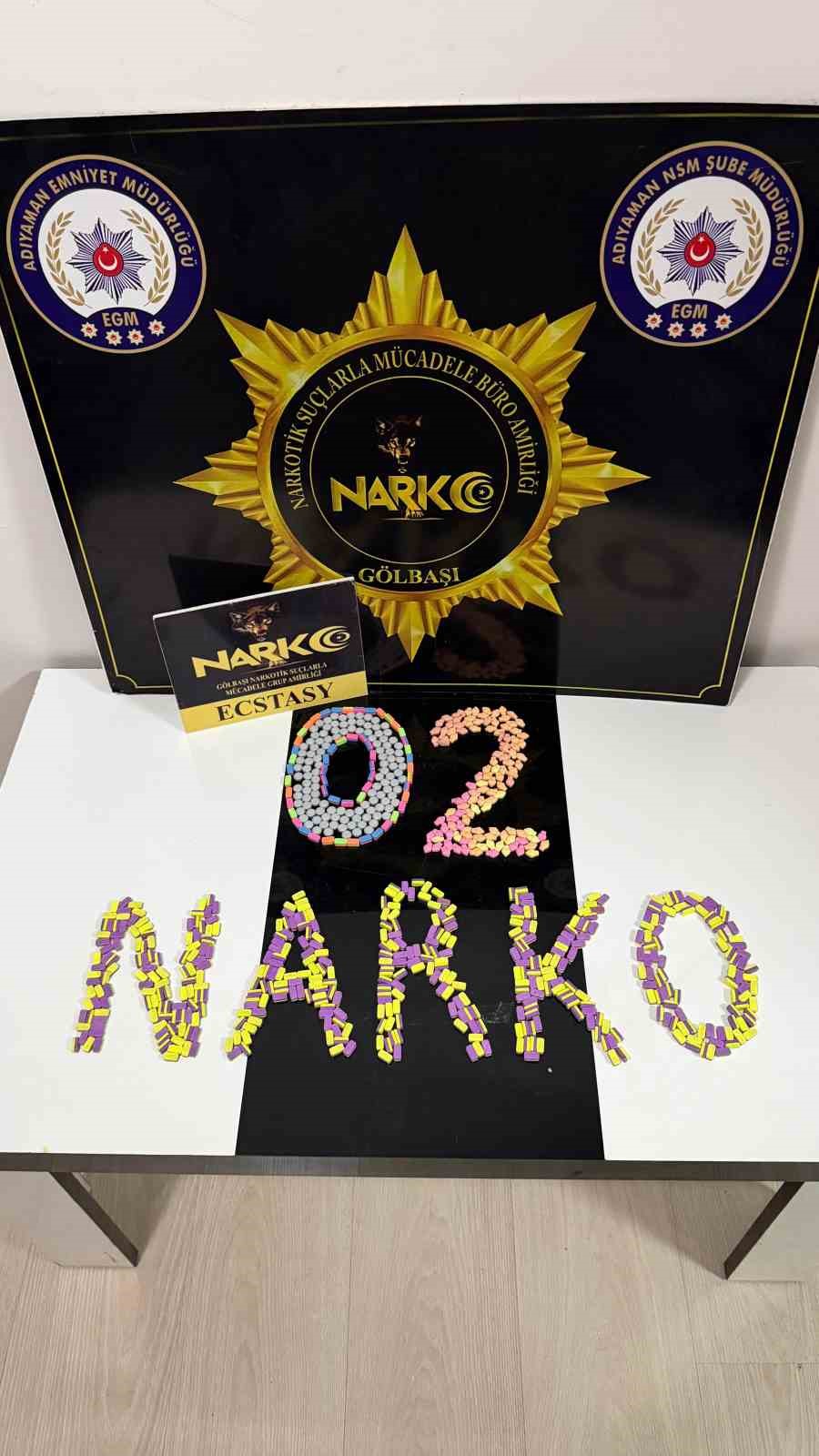 Bebek pusetinde 757 adet uyuşturucu hap ele geçirildi
