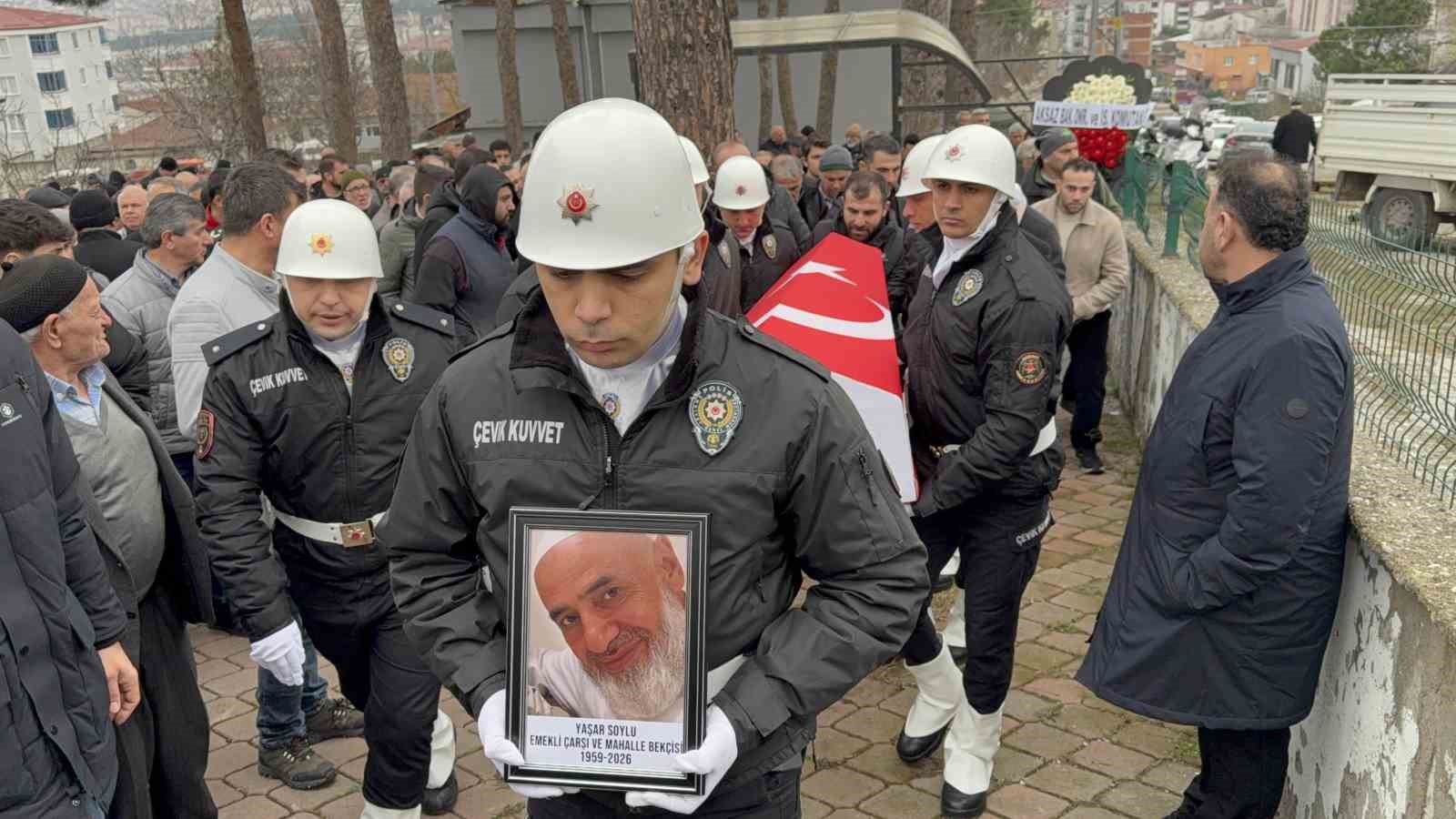 Bekçi Yaşar Soylu, son yolculuğuna uğurlandı
