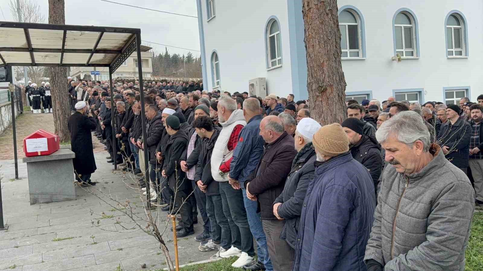 Bekçi Yaşar Soylu, son yolculuğuna uğurlandı

