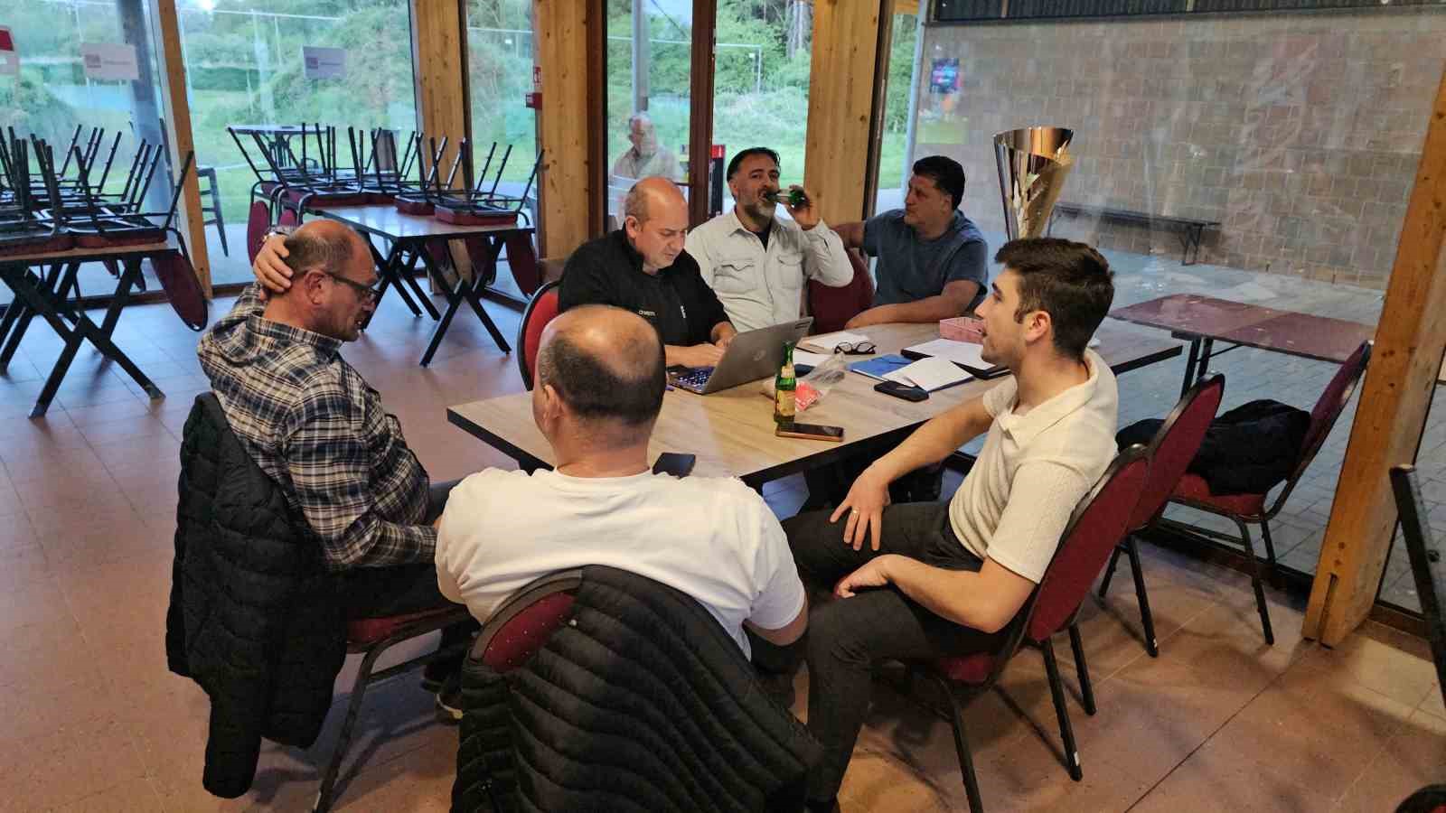 Belçika’da şampiyon olan Türk takımının yöneticileri duygularını paylaştı
