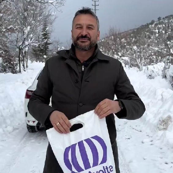 Belediye başkanı kaybolan emanetin parasını cebinden ödedi
Belediye başkanı kaybolan emanetin parasını cebinden ödedi