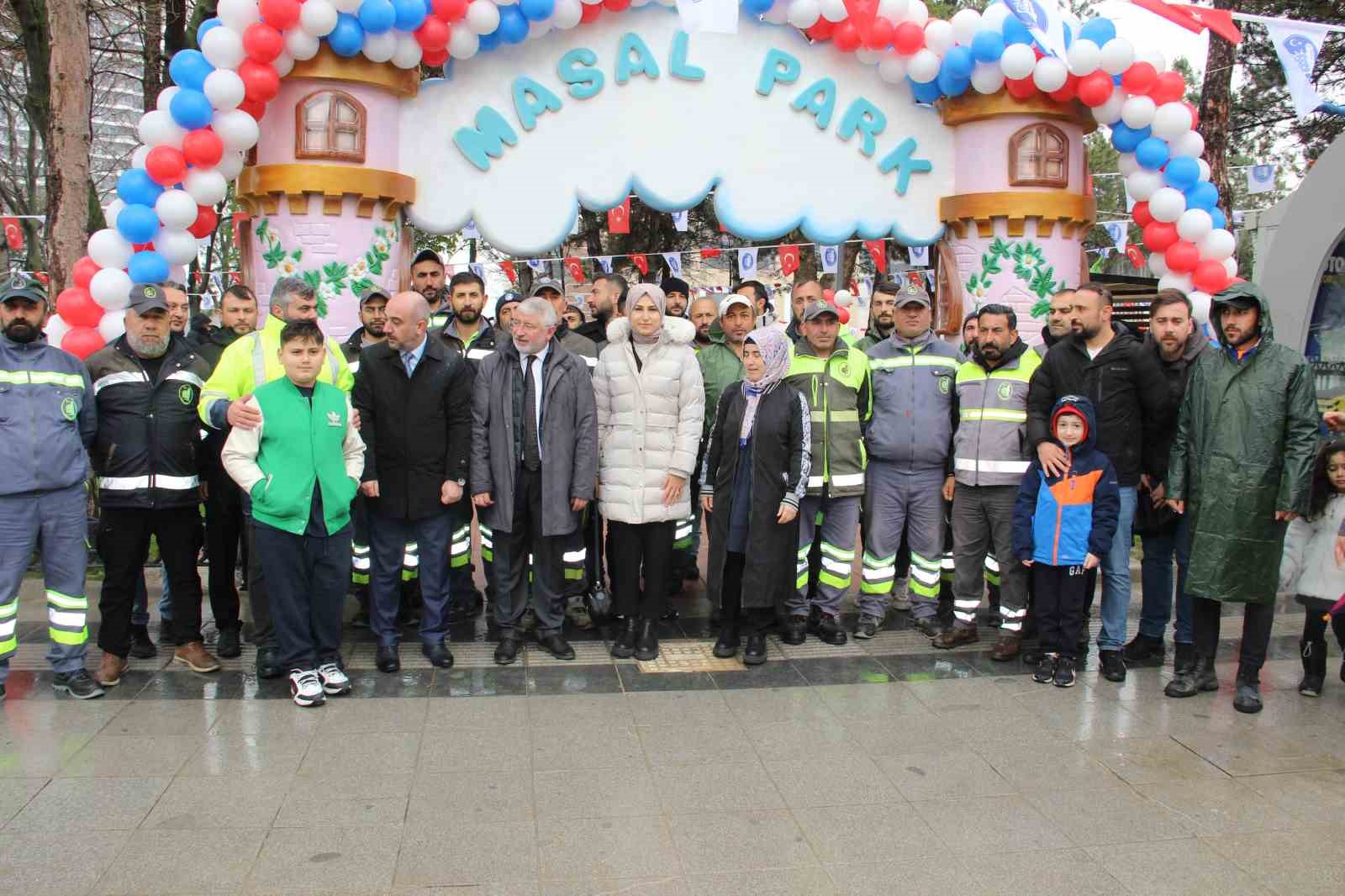 Belediye başkanının koltuğuna oturan çocuklar talimat vermişti: Masal Park hayalleri gerçek oldu
