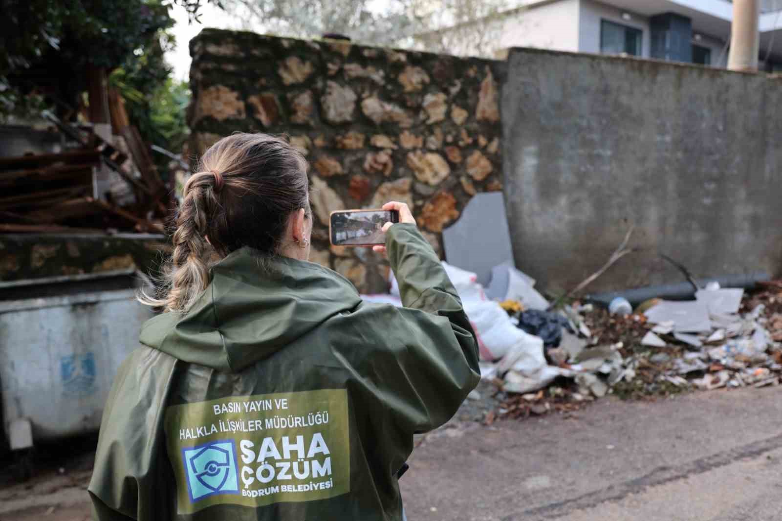 Belediye ekiplerinin yoğun mesaisi sürüyor
