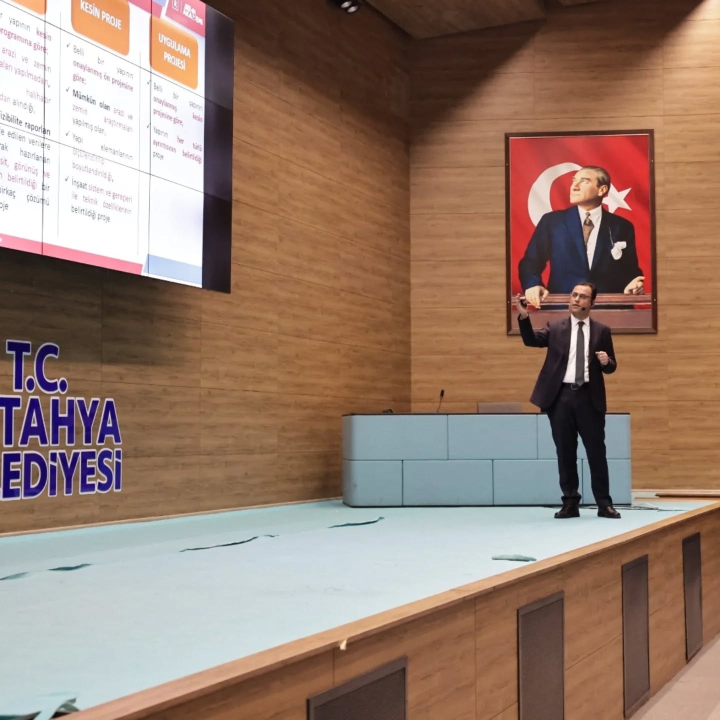 Belediye personeline ihale eğitimi
