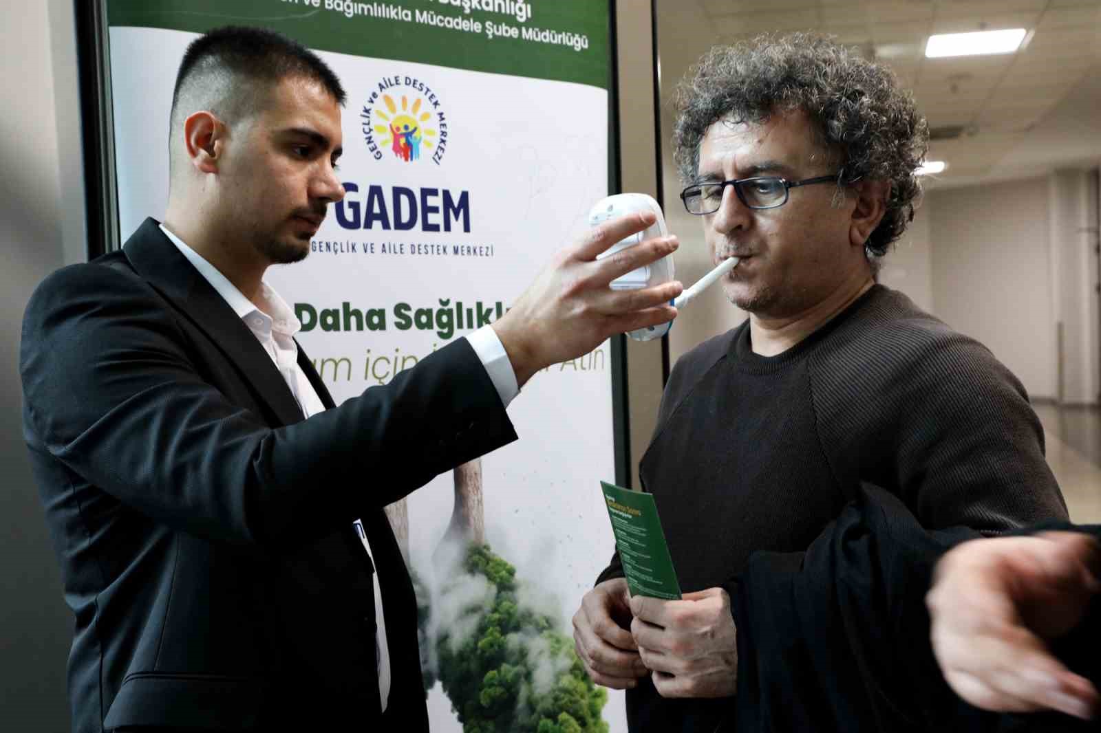 Belediye personeline karbonmonoksit ölçümü
