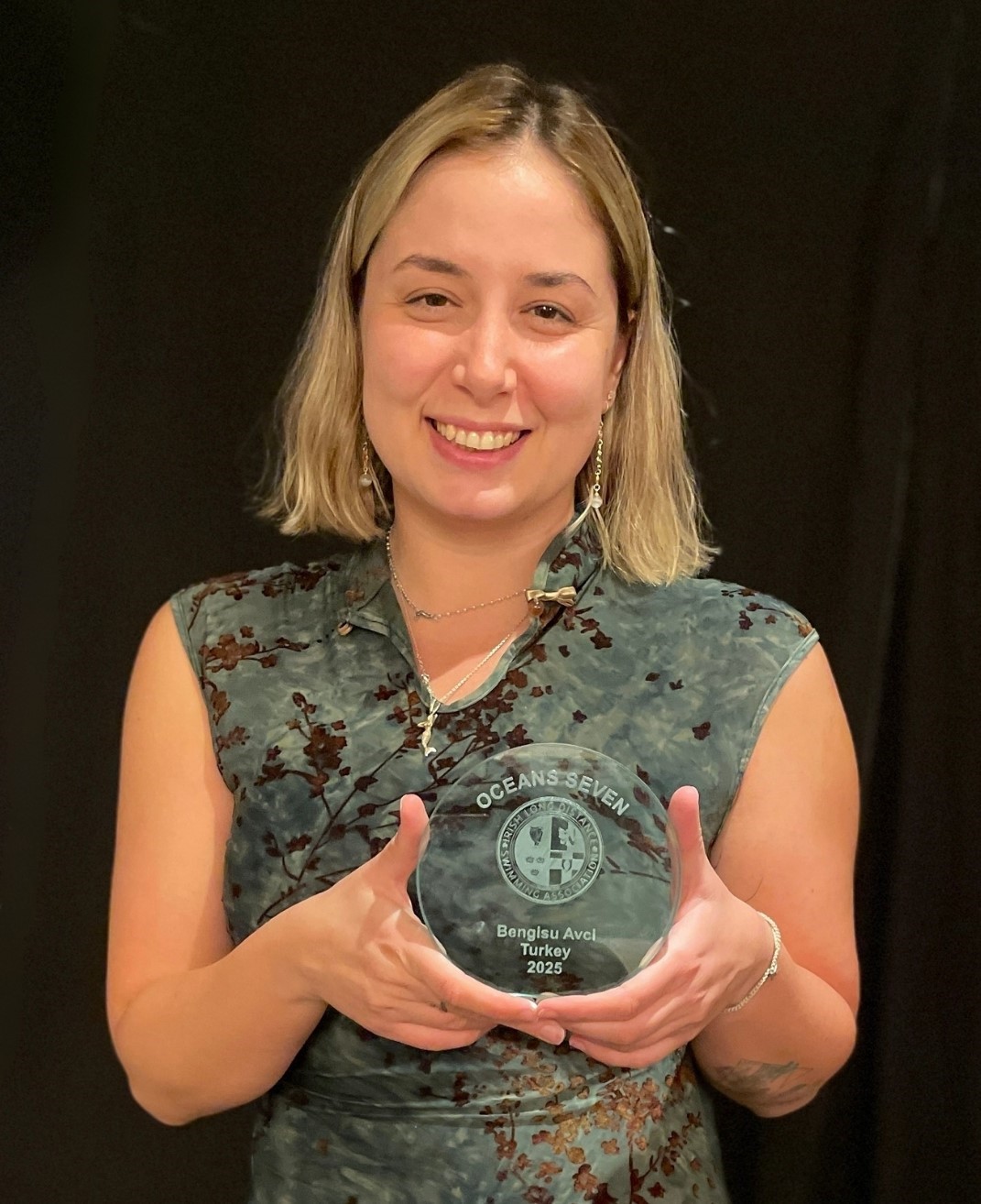 Bengisu Avcı, Ocean’s 7’yi tamamlayan ilk Türk olarak ILDSA tarafından ödüllendirildi
Bengisu Avcı, Ocean’s 7’yi tamamlayan ilk Türk olarak ILDSA tarafından ödüllendirildi