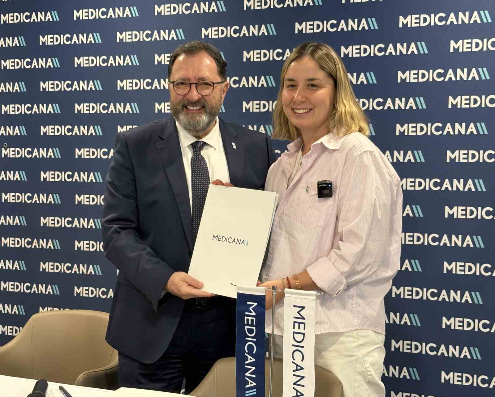 Bengisu Avcı yeni sezonda da Medicana ile kulaç atacak
