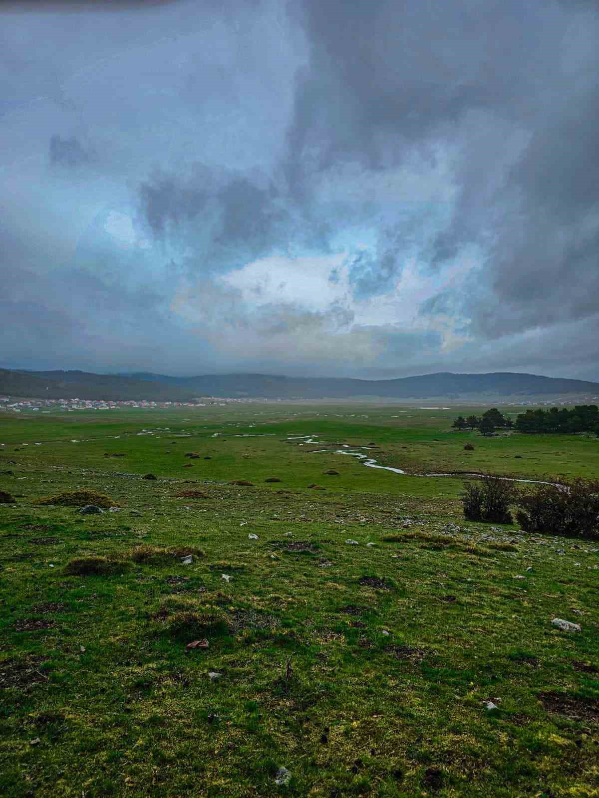 Benli yaylasındaki menderesler havadan görüntülendi
