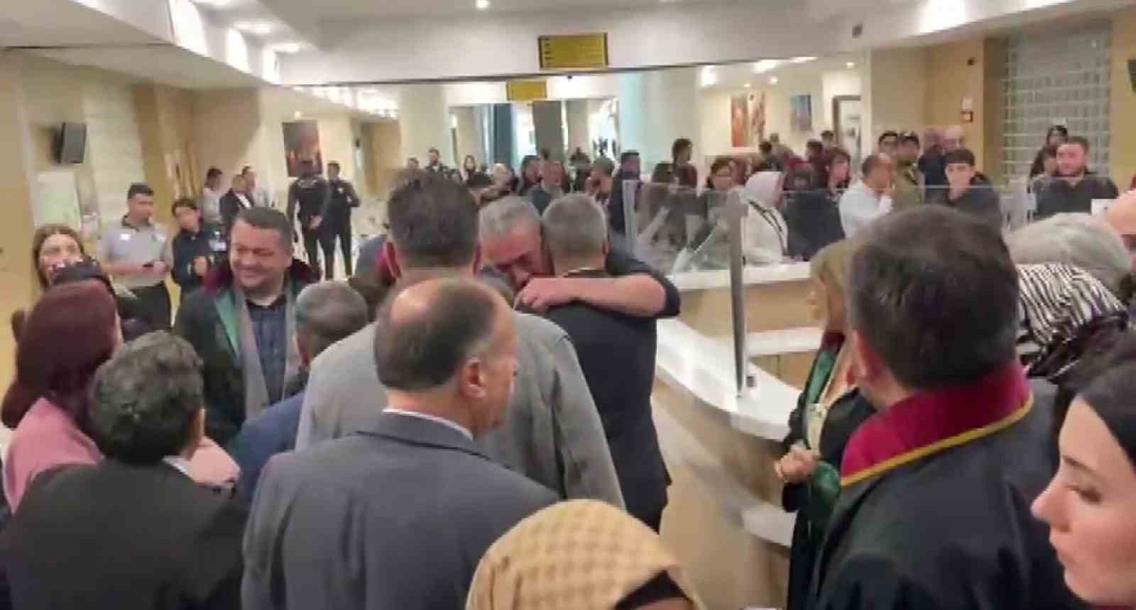 Berkay Şengel’e çarparak öldüren sanığın tutukluluk halinin devamına karar verildi
Berkay Şengel’e çarparak öldüren sanığın tutukluluk halinin devamına karar verildi