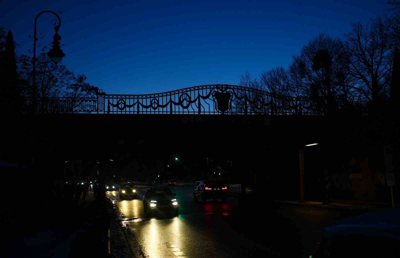 Berlin’de 25 binden fazla hane 4 gündür elektriksiz
