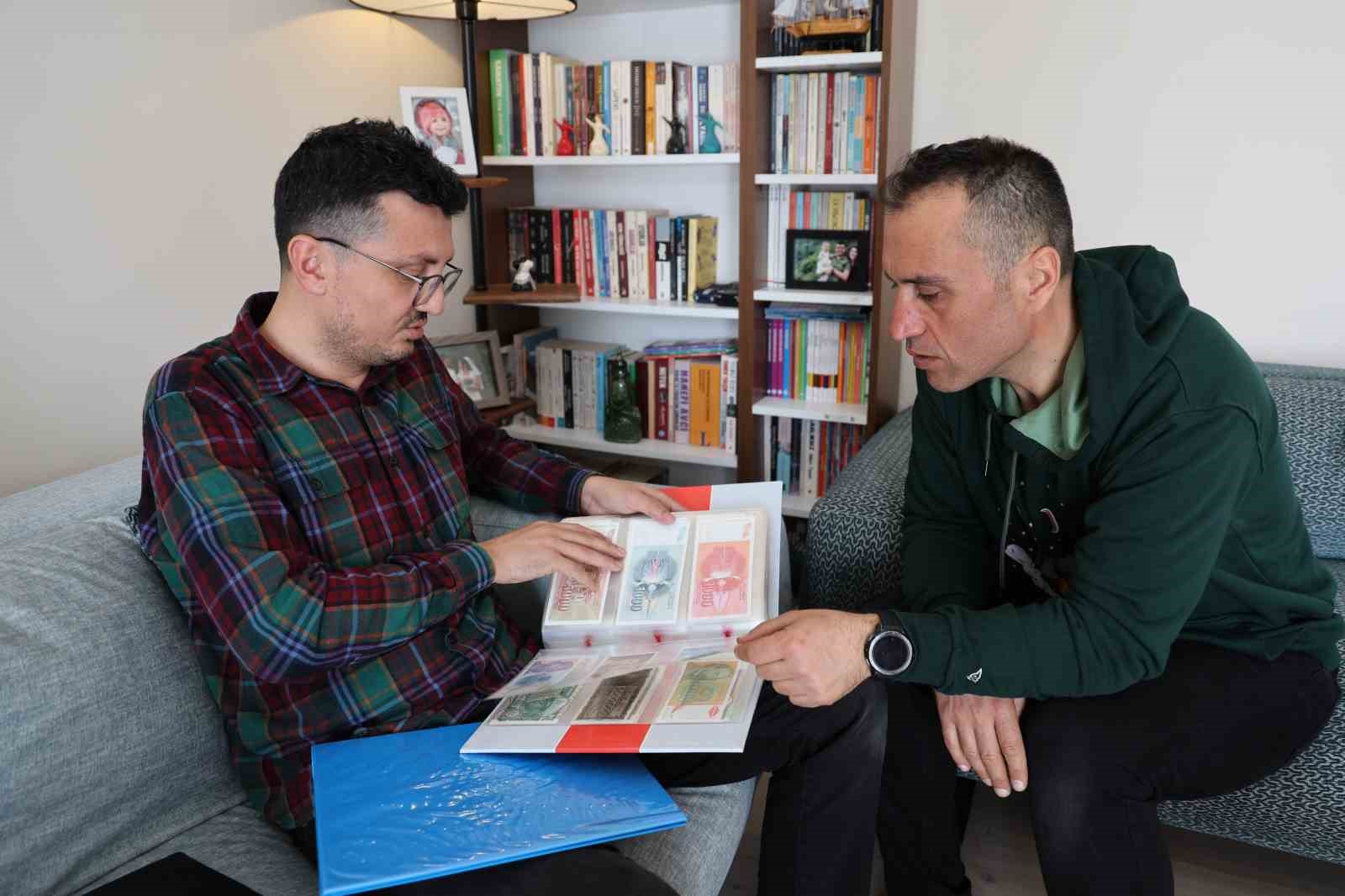 Beş kıtadan 75 ülkenin banknotunu derleyen öğretmen yok olan devletleri unutturmuyor
