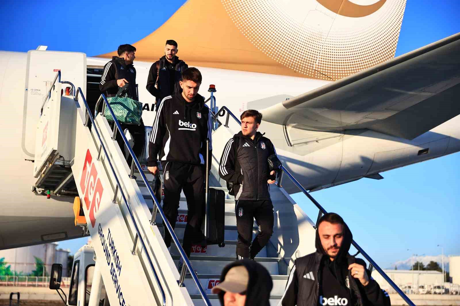 Beşiktaş, Antalya’da
