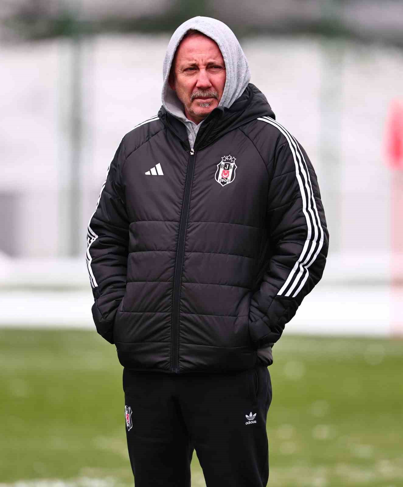 Beşiktaş, devre arası çalışmalarına başladı
