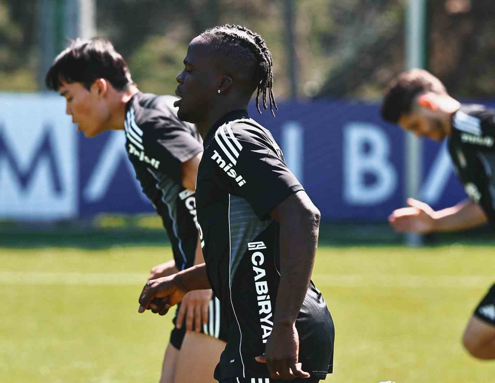 Beşiktaş, Fatih Karagümrük maçı hazırlıklarını tamamladı
